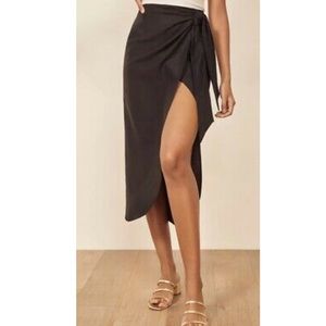 Reformation linen skirt